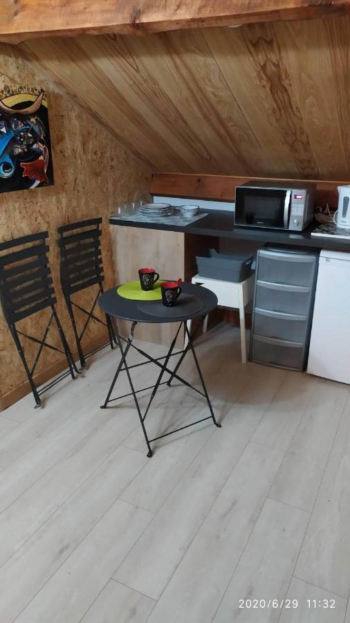 Camp Paradis Vireux-Molhain Eksteriør bilde